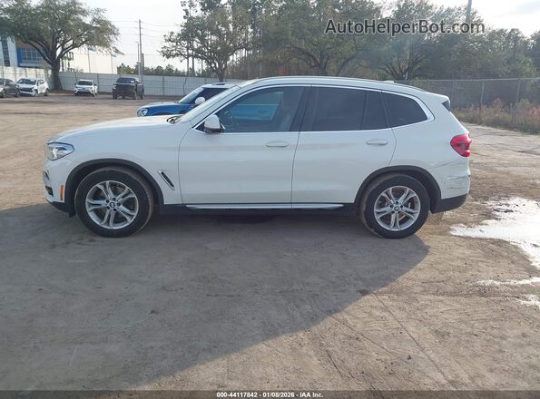 5UXTY5C0XL9B34112 2020 BMW X3 White Widok wnętrza 360 stopni