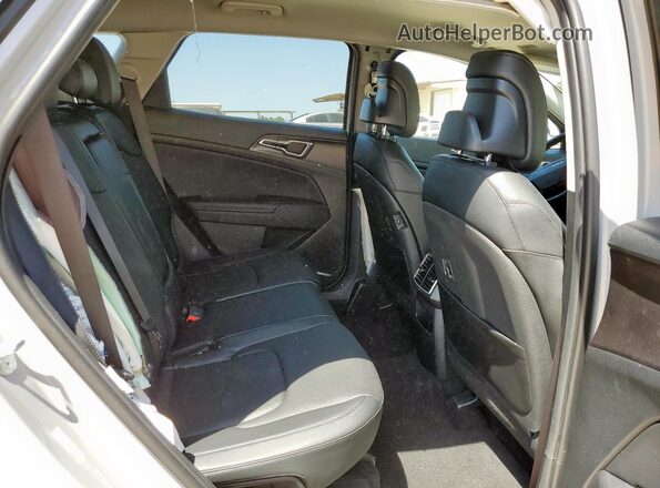 5XYK33DF1TG347352 2026 KIA SPORTAGE Gray Widok wnętrza z tyłu