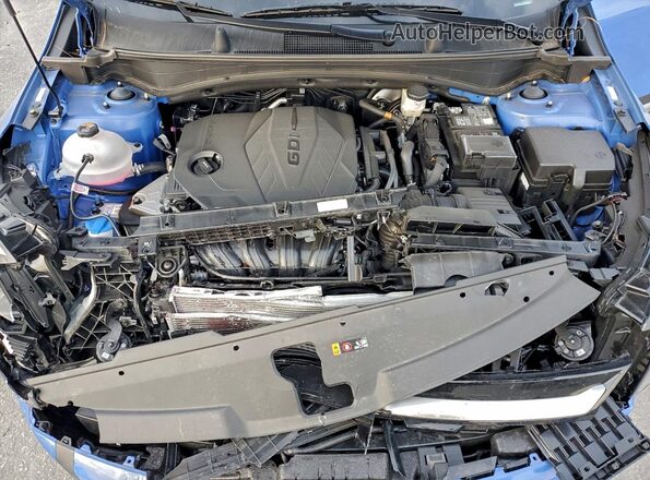 5XYK33DF7TG332984 2026 KIA SPORTAGE Blue Widok komory silnika
