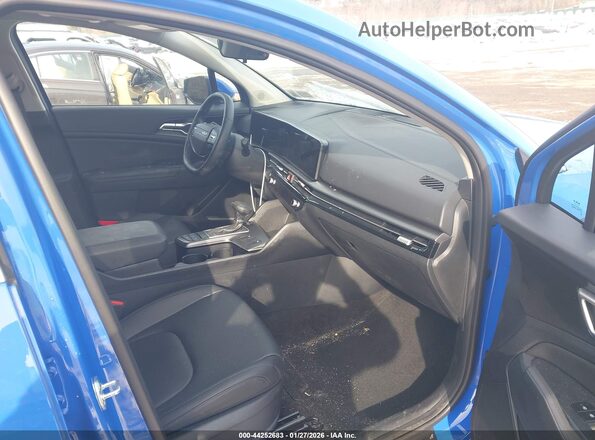 5XYK3CDF2TG345352 2026 KIA SPORTAGE Blue Սալոնի դիմացի տեսք