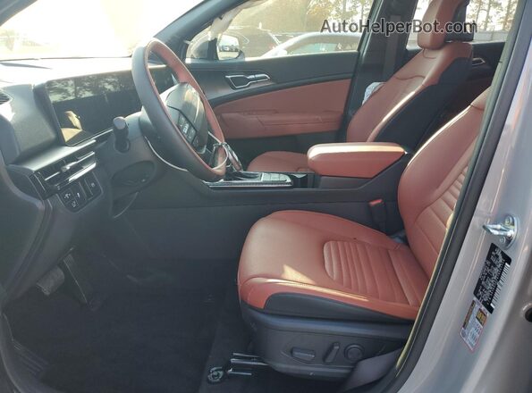 5XYK53DF4TG351714 2026 KIA SPORTAGE Серый Вид салона спереди