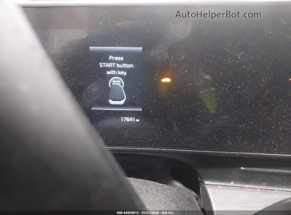 5XYK6CDF4SG257733 2025 KIA SPORTAGE Gray Widok tylnych siedzeń