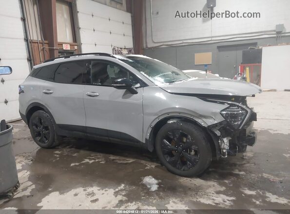 5XYK6CDF4SG257733 2025 KIA SPORTAGE Gray Widok wnętrza z tyłu