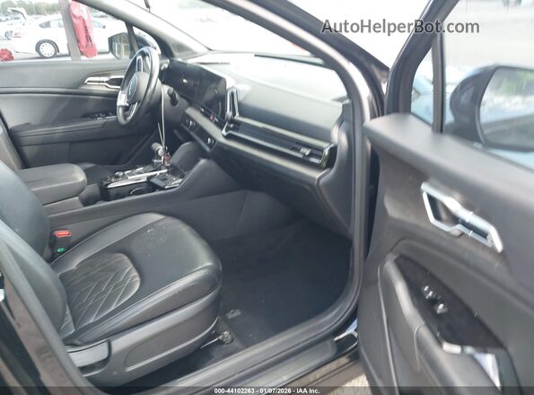 5XYK6CDF9RG155497 2024 KIA SPORTAGE Черный Вид салона спереди
