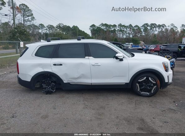 5XYP34HCXNG297694 2022 KIA TELLURIDE Белый Вид задней части салона