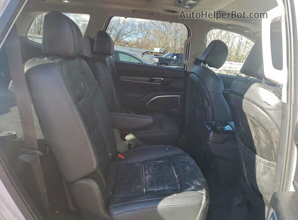 5XYP5DHC4NG199755 2022 KIA TELLURIDE White უკანა სალონის ხედი