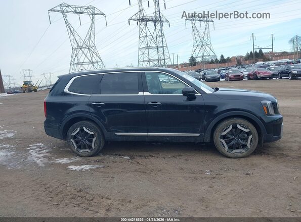 5XYP64GC6PG390675 2023 KIA TELLURIDE Black 360 interior view