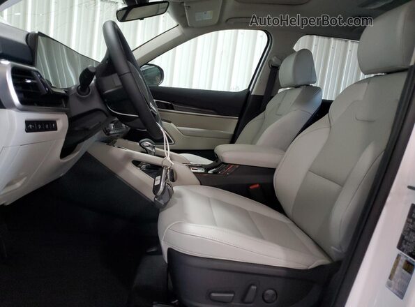 5XYP6DGC1SG684283 2025 KIA TELLURIDE White Widok wnętrza z przodu