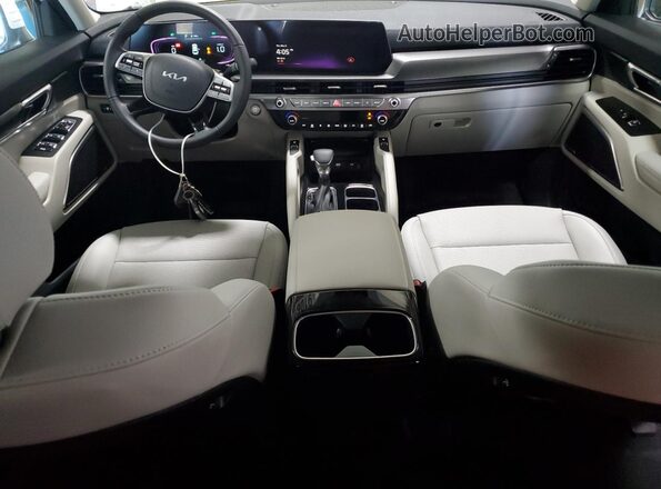 5XYP6DGC1SG684283 2025 KIA TELLURIDE White Widok deski rozdzielczej