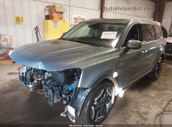 5XYP6DGC8SG609340 2025 KIA TELLURIDE Серый Передняя левая четверть