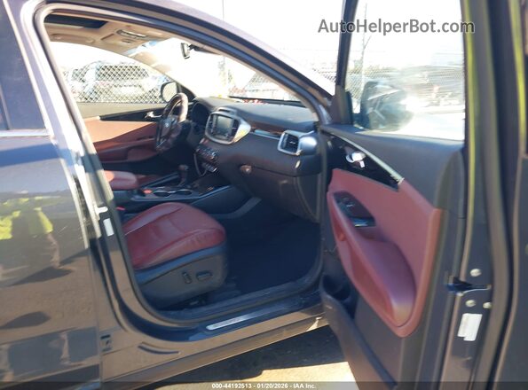 5XYPKDA55HG244341 2017 KIA SORENTO Gray Սալոնի դիմացի տեսք