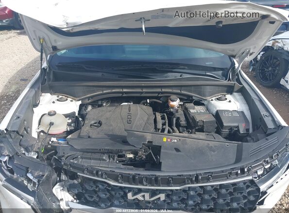 5XYRG4LC4NG123673 2022 KIA SORENTO White Հետևի տեսք
