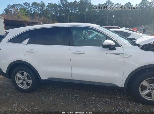 5XYRG4LC4NG123673 2022 KIA SORENTO White Սալոնի հետևի տեսք