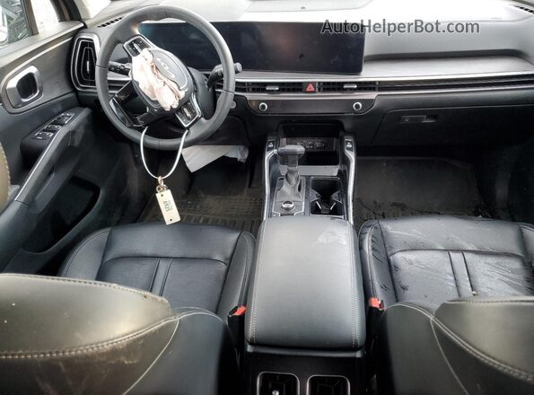 5XYRHDJF6RG302832 2024 KIA SORENTO Серый Вид панели приборов
