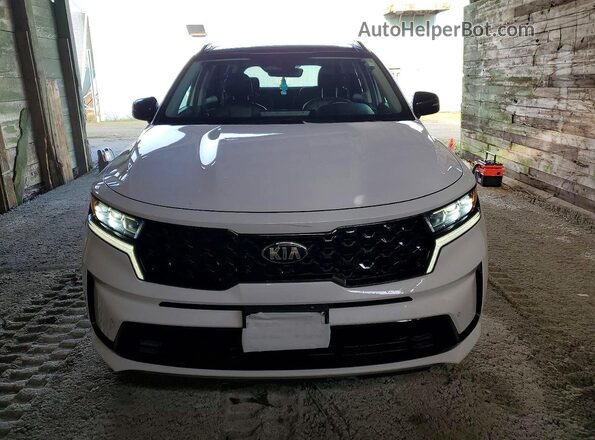 5XYRHDLF0MG016299 2021 KIA SORENTO White Vista frontal