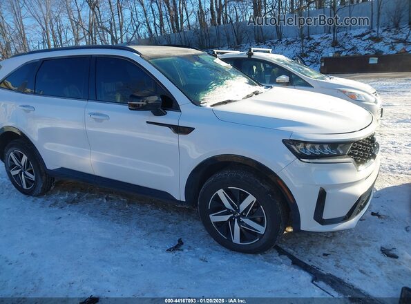 5XYRHDLF8MG025025 2021 KIA SORENTO White Vista interior trasera