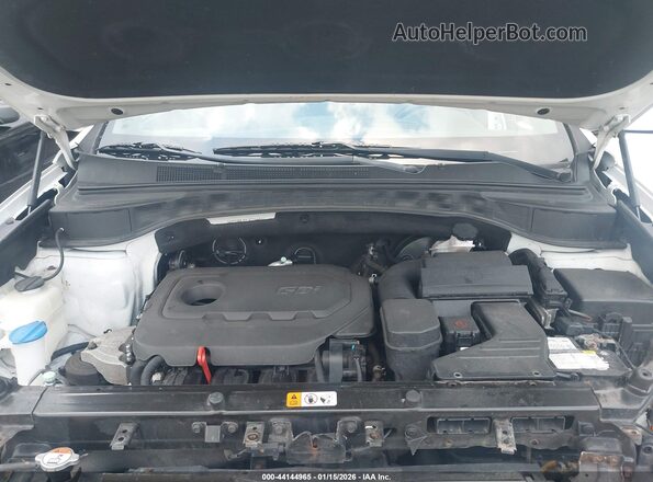5XYZUDLB7JG524841 2018 HYUNDAI SANTA FE SPORT White 