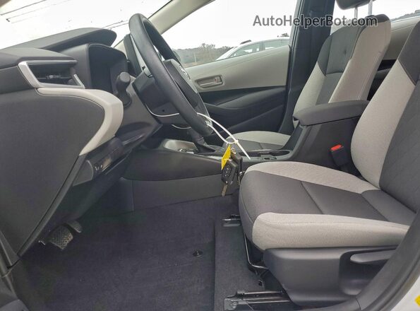 5YFB4MDE1TP362827 2026 TOYOTA LL Белый Вид салона спереди