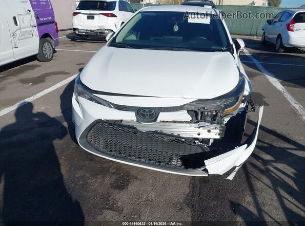5YFEPMAE3NP339464 2022 TOYOTA LL Белый Вид спереди
