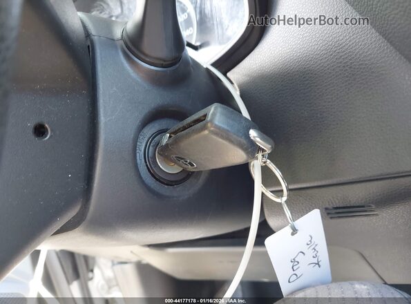 5YFEPMAE5NP305932 2022 TOYOTA LL Silver Vista del salpicadero
