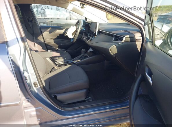 5YFEPMAE9MP169027 2021 TOYOTA LL Light Blue Vista interior delantera
