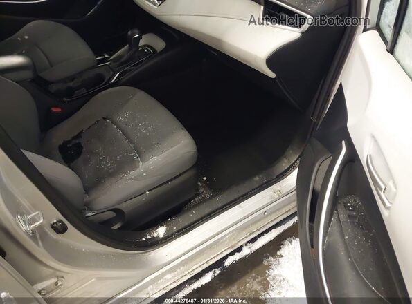 5YFP4MCE9SP220599 2025 TOYOTA LL Gray Widok wnętrza z przodu