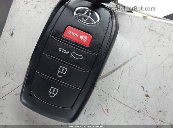 5YFS4MCE5PP158801 2023 TOYOTA LL Синий Вид панели приборов