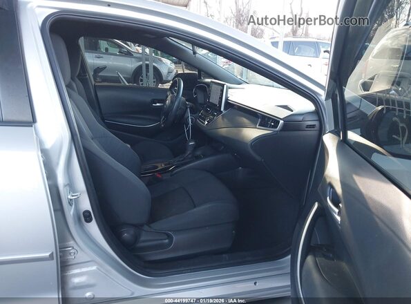 5YFS4RCEXLP031257 2020 TOYOTA LL Silver წინა სალონის ხედი