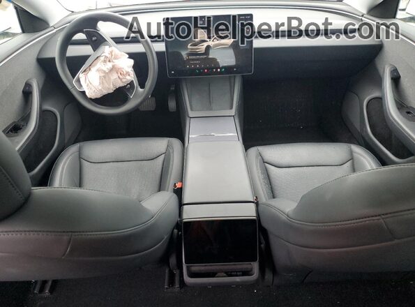 5YJ3E1EA2RF858395 2024 TESLA MODEL White Dashboard view