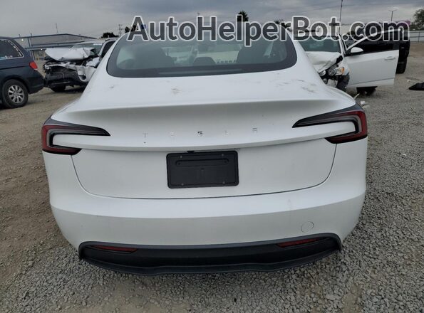 5YJ3E1EA2RF858395 2024 TESLA MODEL White Rear view
