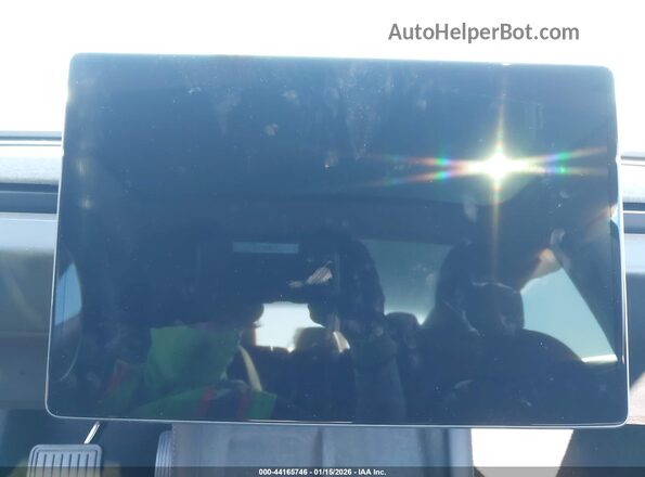 5YJ3E1EA3RF724947 2024 TESLA MODEL 3 Black Սալոնի 360 աստիճան տեսք