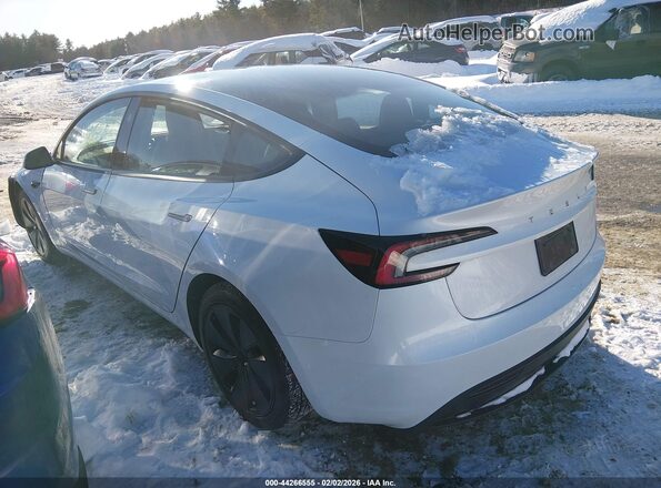 5YJ3E1EA4RF844904 2024 TESLA MODEL 3 White Tył lewy