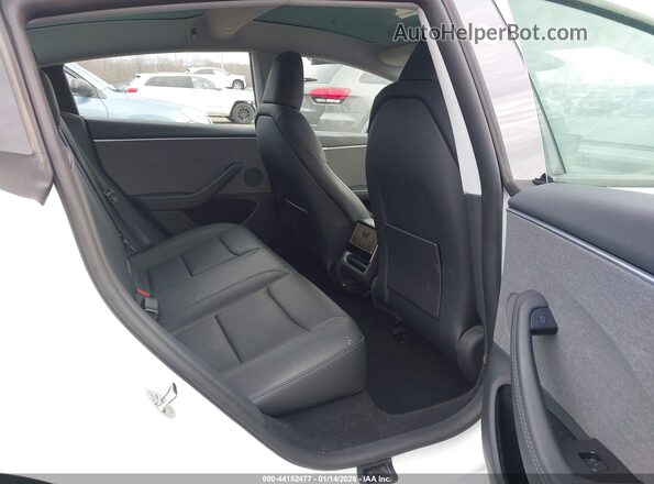5YJ3E1EA7SF024273 2025 TESLA MODEL 3 White 