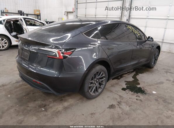 5YJ3E1EA8SF010446 2025 TESLA MODEL 3 Gray Trasero derecho