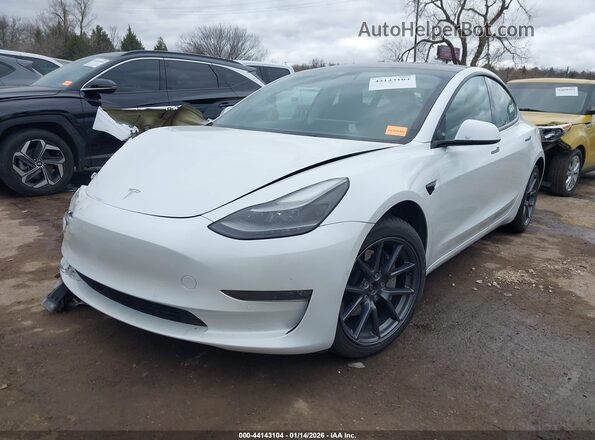 5YJ3E1EB0MF099215 2021 TESLA MODEL 3 White წინა მარცხენა ხედი სამი მეოთხედიდან