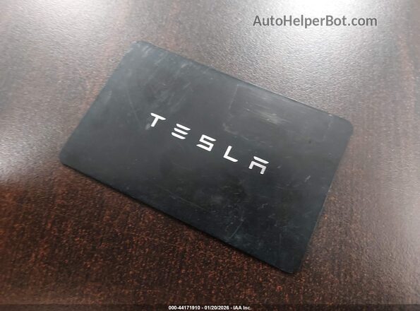 5YJ3E1EB0RF815909 2024 TESLA MODEL 3 Gray Dashboard view