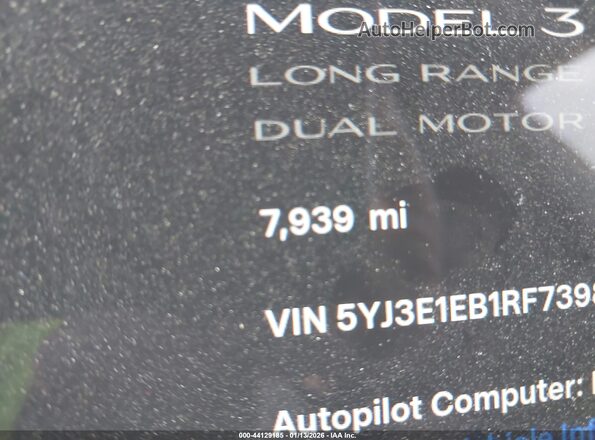 5YJ3E1EB1RF739861 2024 TESLA MODEL 3 Red 