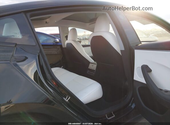 5YJ3E1EB2RF794562 2024 TESLA MODEL 3 Черный Вид наклейки с VIN-кодом