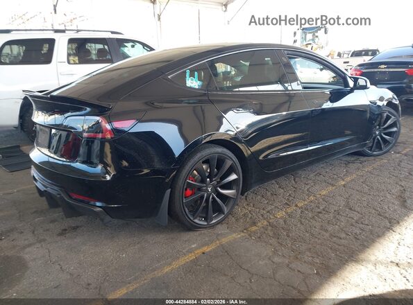 5YJ3E1EB3KF385766 2019 TESLA MODEL 3 Черный Задняя правая четверть
