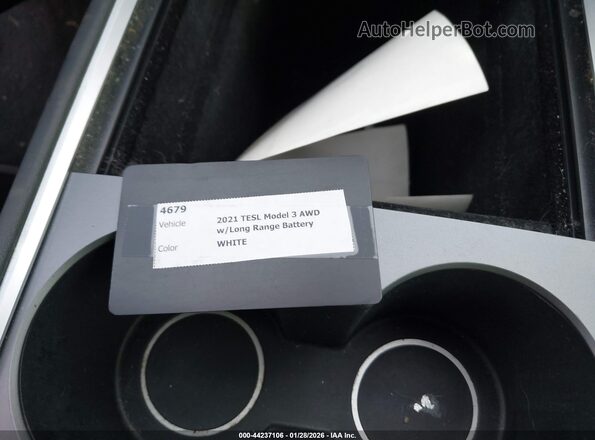 5YJ3E1EB3MF938919 2021 TESLA MODEL 3 White Առջևի վահանակի տեսք