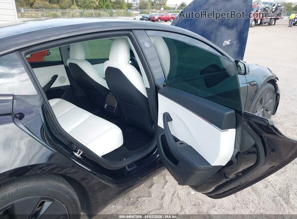 5YJ3E1EB3RF793680 2024 TESLA MODEL 3 Black 