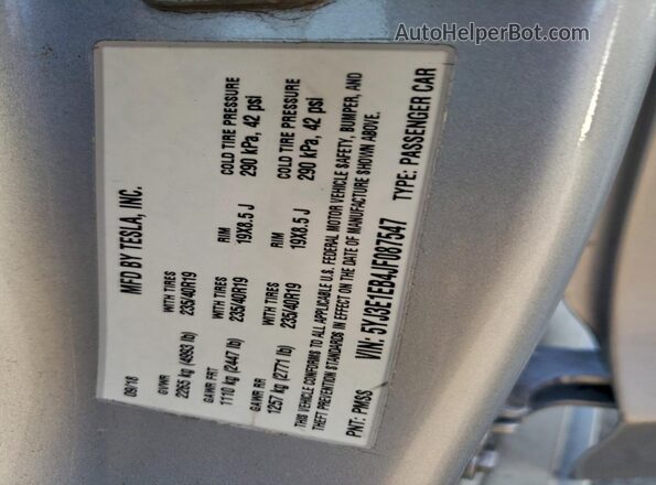 5YJ3E1EB4JF087547 2018 TESLA MODEL Silver VIN կոդի պիտակի տեսք
