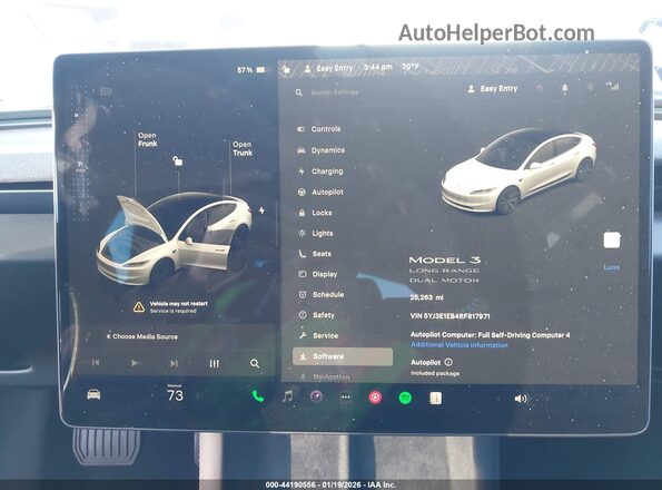 5YJ3E1EB4RF817971 2024 TESLA MODEL 3 White Հետևի նստատեղերի տեսք