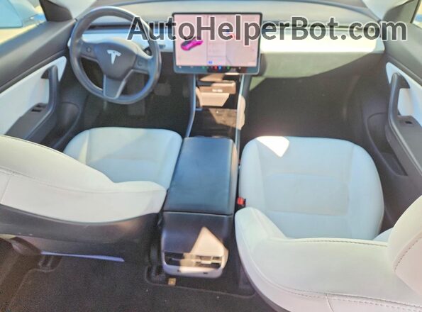 5YJ3E1EB5JF096872 2018 TESLA MODEL White Առջևի վահանակի տեսք