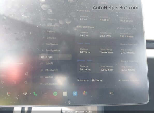 5YJ3E1EB5RF787542 2024 TESLA MODEL 3 Черный Вид задних сидений