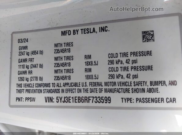 5YJ3E1EB6RF733599 2024 TESLA MODEL 3 White Vista del compartimento del motor
