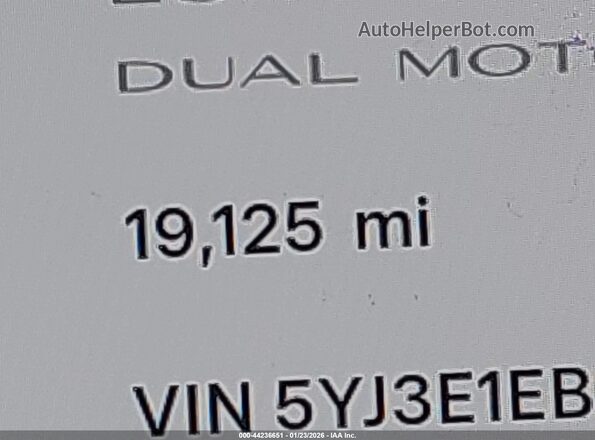 5YJ3E1EB6RF733599 2024 TESLA MODEL 3 White 