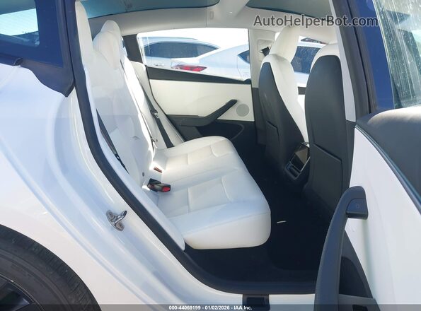 5YJ3E1EB6RF792488 2024 TESLA MODEL 3 White Vista de la etiqueta del VIN