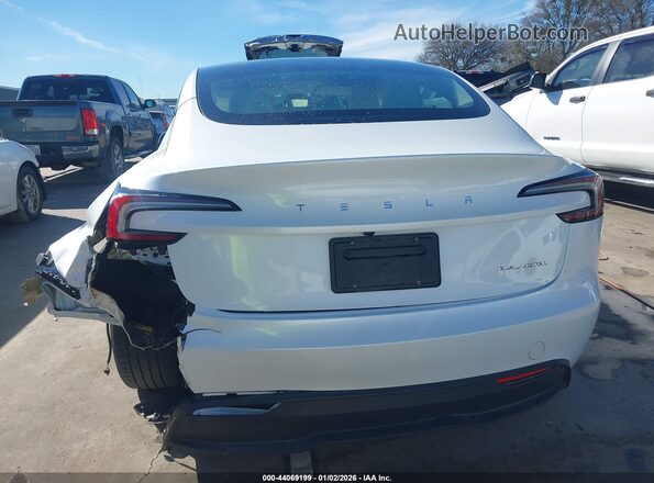 5YJ3E1EB6RF792488 2024 TESLA MODEL 3 White Vista frontal