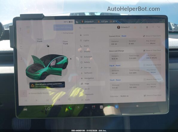 5YJ3E1EB6RF792488 2024 TESLA MODEL 3 White Vista de los asientos traseros